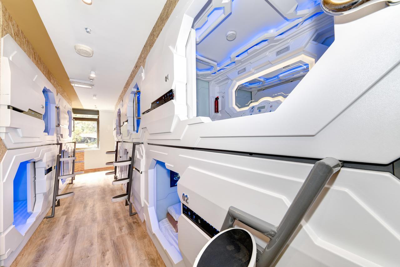 Space Q Capsule Hotel Sydney Eksteriør bilde
